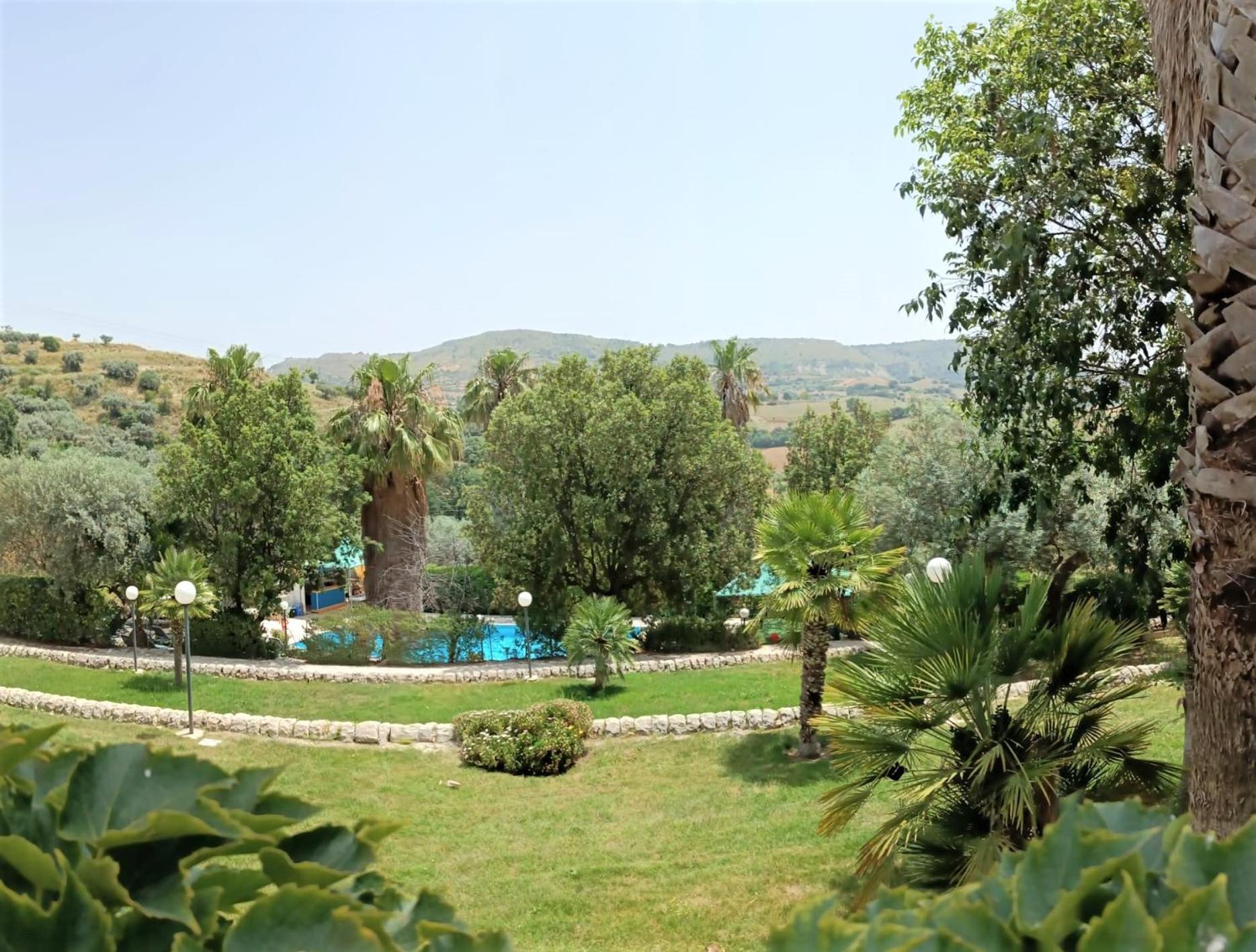 Agriturismo Giannavi ปาลัซโซ อาเกรอิเด ภายนอก รูปภาพ